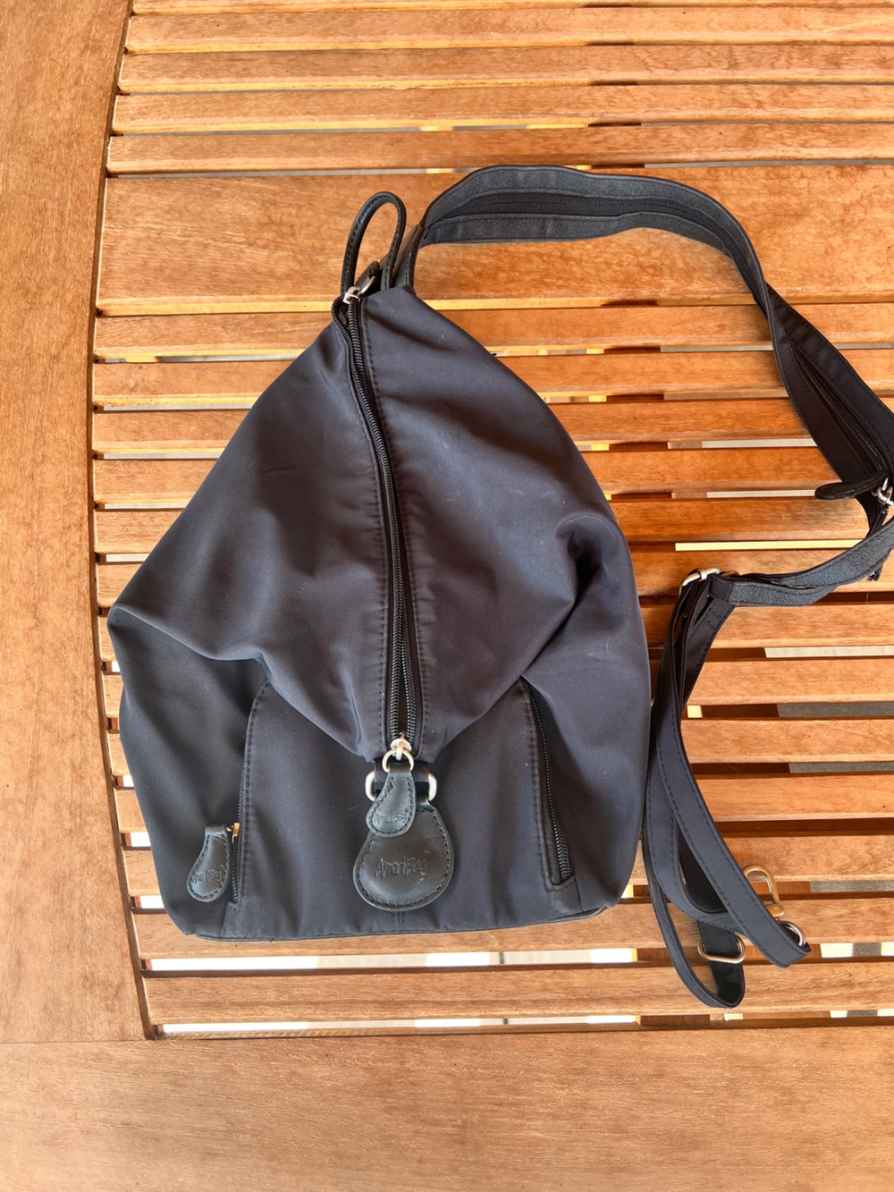 Ameribag black convertible shoulder to backpack bag